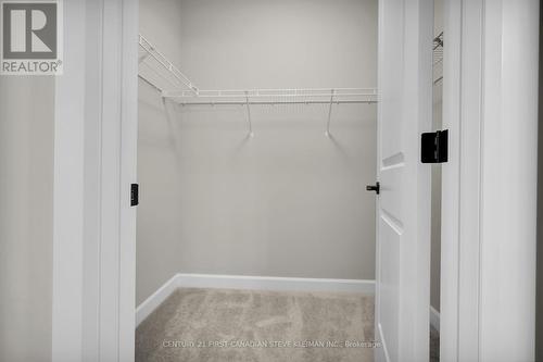 2662 Buroak Drive, London North (North S), ON - Indoor With Storage