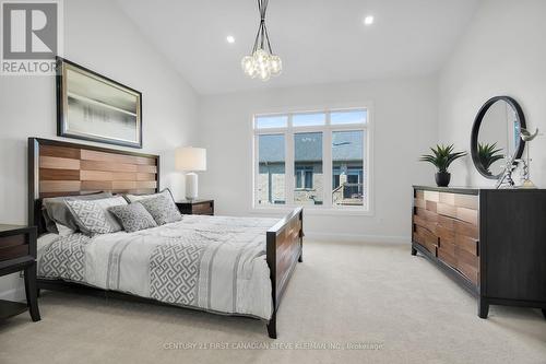 2668 Buroak Drive, London North (North S), ON - Indoor Photo Showing Bedroom