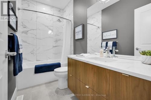 2668 Buroak Drive, London North (North S), ON - Indoor Photo Showing Bathroom