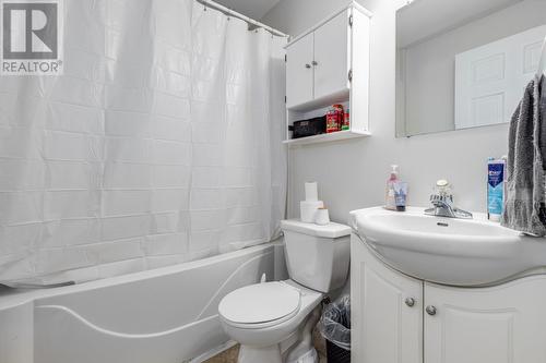 19 Venice Heights, Conception Bay South, NL - Indoor Photo Showing Bathroom