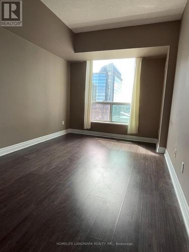 1817 - 188 Doris Avenue, Toronto, ON - Indoor Photo Showing Other Room