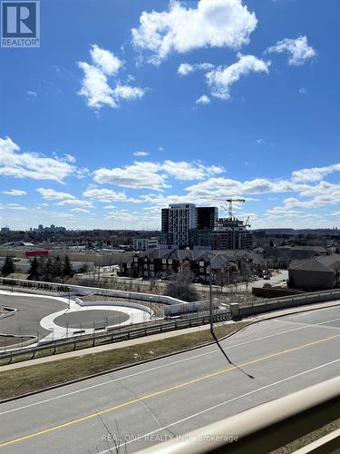 705 - 75 King William Crescent, Richmond Hill, ON - Outdoor With View