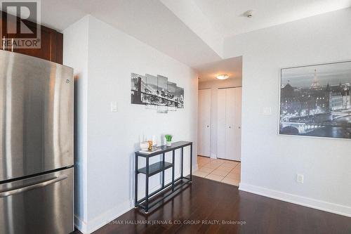 1809 - 179 Metcalfe Street, Ottawa, ON - Indoor Photo Showing Other Room