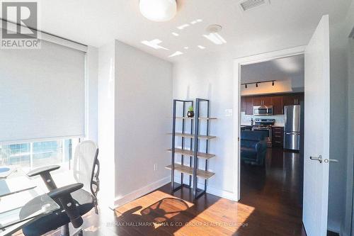 1809 - 179 Metcalfe Street, Ottawa, ON - Indoor