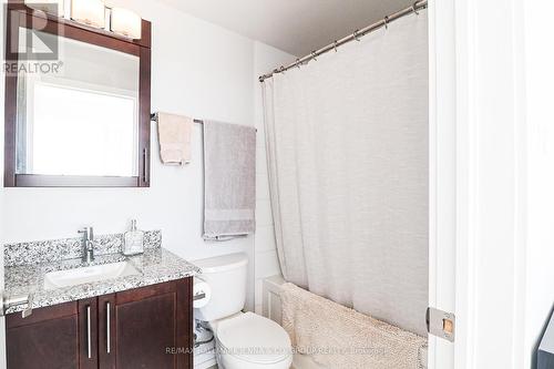 1809 - 179 Metcalfe Street, Ottawa, ON - Indoor Photo Showing Bathroom