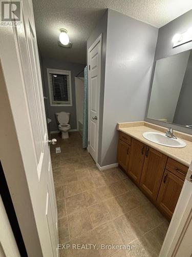12A - 50 Howe Drive, Kitchener, ON - Indoor Photo Showing Bathroom
