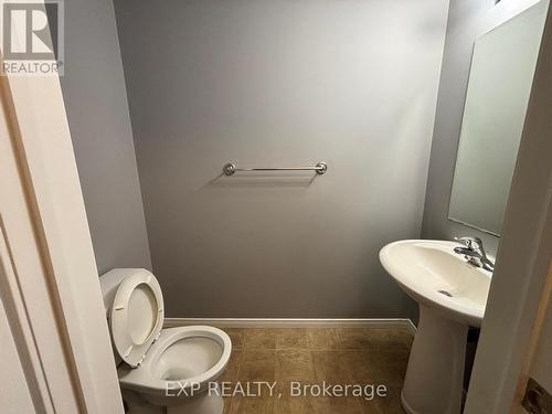 12A - 50 Howe Drive, Kitchener, ON - Indoor Photo Showing Bathroom