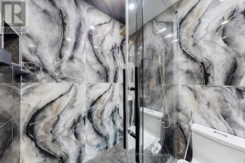 15 Glen Echo Court, Brampton, ON - Indoor