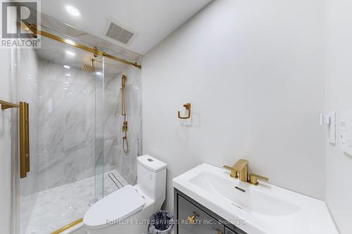 15 Glen Echo Court, Brampton, ON - Indoor Photo Showing Bathroom