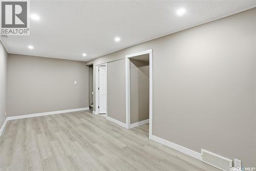 869 Macklem Drive, Saskatoon, SK - Indoor