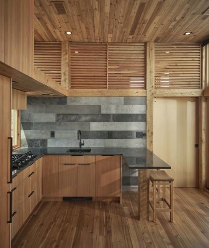 2400 Kootenay Rd No 3 Road, Windermere, BC 