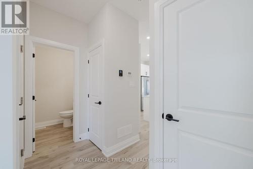 1867 Dalmagarry Road, London North (North E), ON - Indoor Photo Showing Other Room