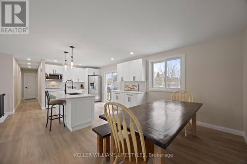 18 Hawthorn Crescent, North Middlesex (Nairn), ON - Indoor Photo Showing Dining Room