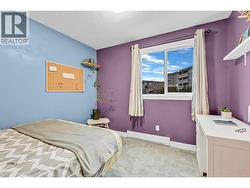 office or 3rd bedroom - 