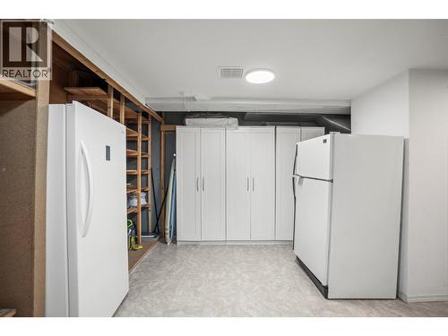 2102 41 Avenue, Vernon, BC - Indoor