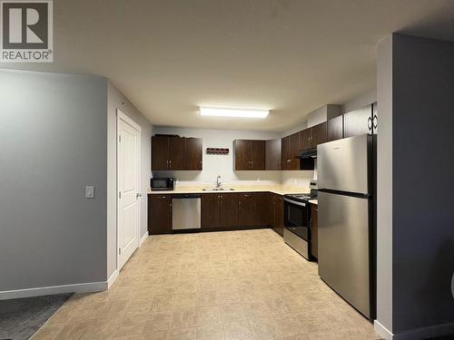 1479 Glenmore Road N Unit# 308, Kelowna, BC - Indoor Photo Showing Kitchen