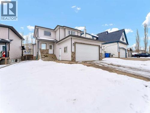 18 Vista Close SE  Medicine Hat, AB T1B 0A9