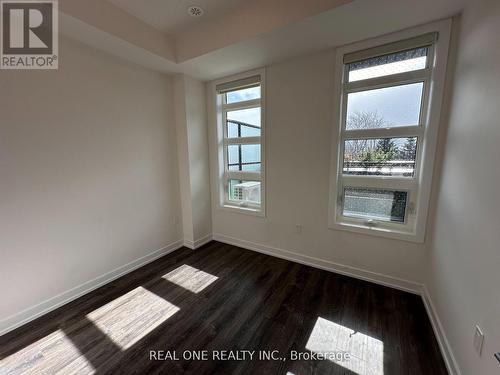 36 - 57 Finch Avenue W, Toronto, ON - Indoor Photo Showing Other Room