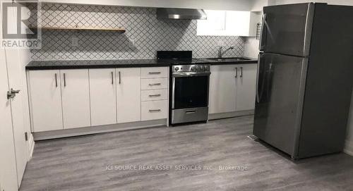 3 - 179 Markham Street, Toronto, ON - Indoor Photo Showing Kitchen
