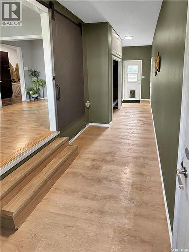 302 Persson Street, Stockholm, SK - Indoor Photo Showing Other Room