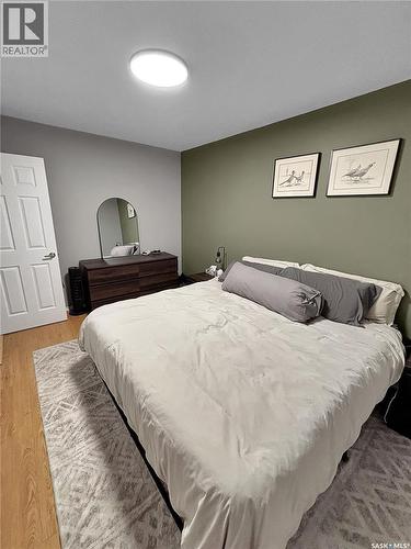 302 Persson Street, Stockholm, SK - Indoor Photo Showing Bedroom