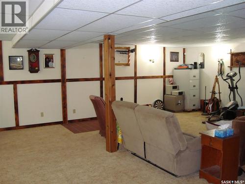 111 2Nd Street E, Kyle, SK - Indoor