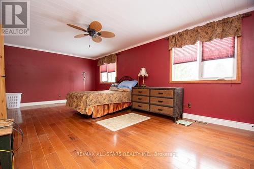 13 Janet Drive, Kawartha Lakes (Janetville), ON - Indoor Photo Showing Bedroom