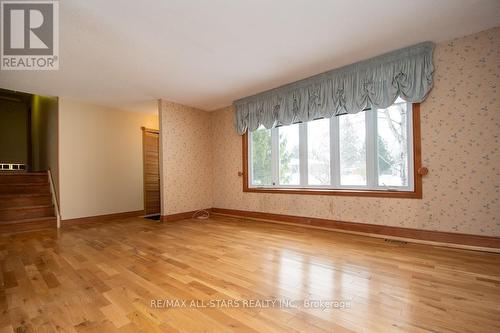 13 Janet Drive, Kawartha Lakes (Janetville), ON - Indoor Photo Showing Other Room