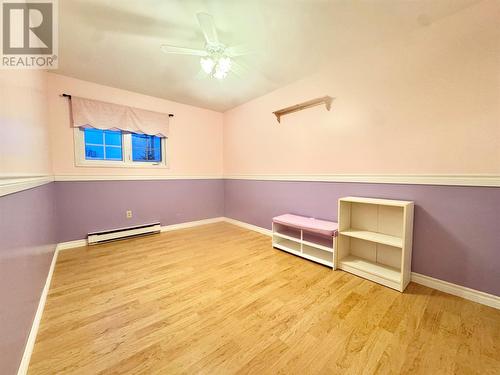 21 Main Street, Embree, NL - Indoor Photo Showing Other Room