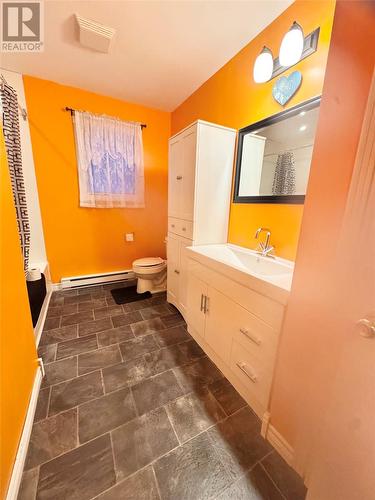 21 Main Street, Embree, NL - Indoor Photo Showing Bathroom
