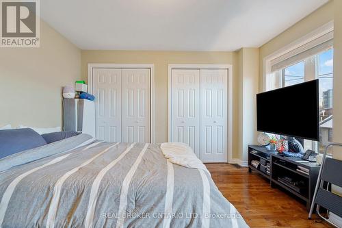 Bedroom - 232 Wellington Street N, Hamilton, ON - Indoor Photo Showing Bedroom
