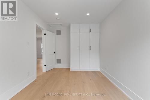 1882 Sherwood Forrest Circle, Mississauga, ON - Indoor Photo Showing Other Room