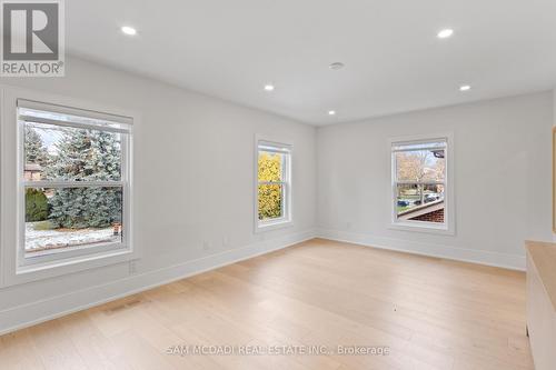 1882 Sherwood Forrest Circle, Mississauga, ON - Indoor