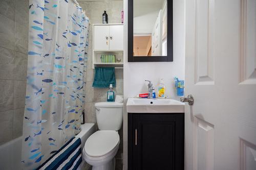 Salle de bains - 8527  - 8533 Rue St-Dominique, Montréal (Villeray/Saint-Michel/Parc-Extension), QC - Indoor Photo Showing Bathroom