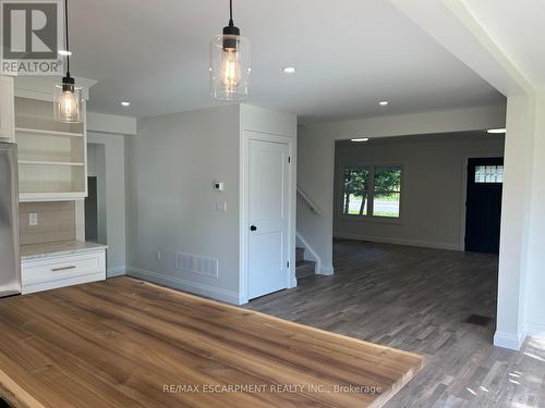 1888B Highway 3 E, Haldimand, ON - Indoor Photo Showing Other Room