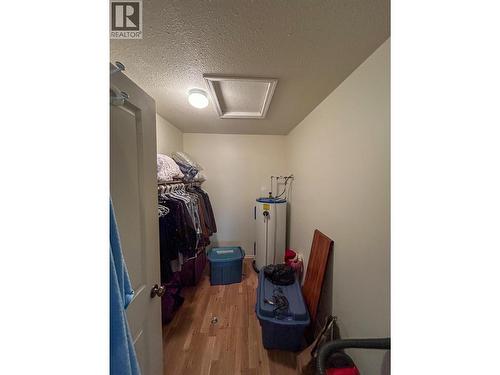 416 Sayward Avenue, Salmo, BC - Indoor
