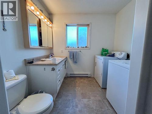 416 Sayward Avenue, Salmo, BC - Indoor