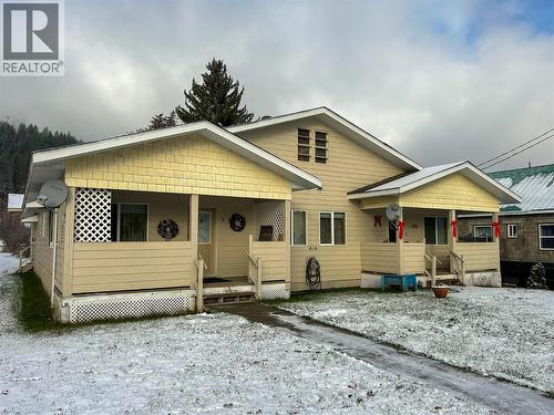 416 Sayward Avenue, Salmo, BC - Outdoor