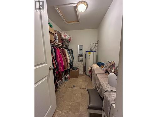 416 Sayward Avenue, Salmo, BC - Indoor Photo Showing Other Room