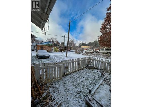416 Sayward Avenue, Salmo, BC - Outdoor