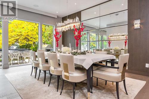 2250 Chancery Lane W, Oakville (Fd Ford), ON - Indoor Photo Showing Dining Room