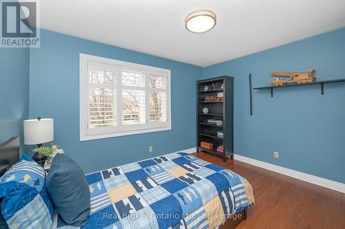 2015 Grosvenor Street, Oakville (Wc Wedgewood Creek), ON - Indoor Photo Showing Bedroom