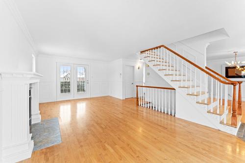 Salon - 1576 Ch. St-Charles, Terrebonne (Lachenaie), QC - Indoor Photo Showing Other Room