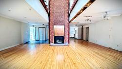 1102 Boul. de La Salette  Saint-Jérôme, QC J5L 2J7