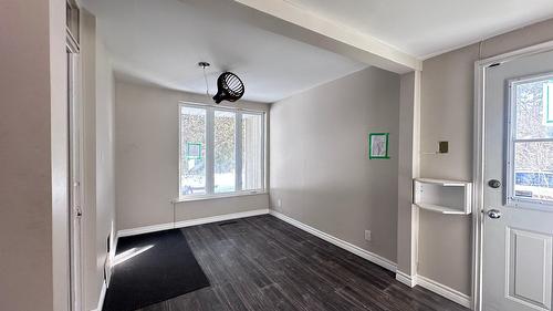 Coin-repas - 1102 Boul. De La Salette, Saint-Jérôme, QC - Indoor Photo Showing Other Room