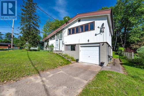 3 Newton Crescent, Deep River, ON - Outdoor