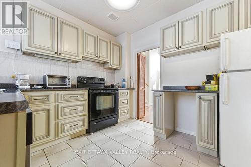 3 Newton Crescent, Deep River, ON - Indoor Photo Showing Kitchen
