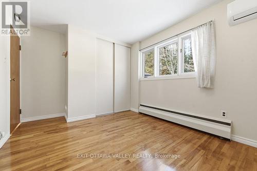 3 Newton Crescent, Deep River, ON - Indoor Photo Showing Other Room