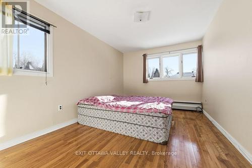 3 Newton Crescent, Deep River, ON - Indoor Photo Showing Bedroom