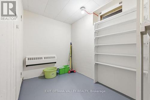 3 Newton Crescent, Deep River, ON - Indoor